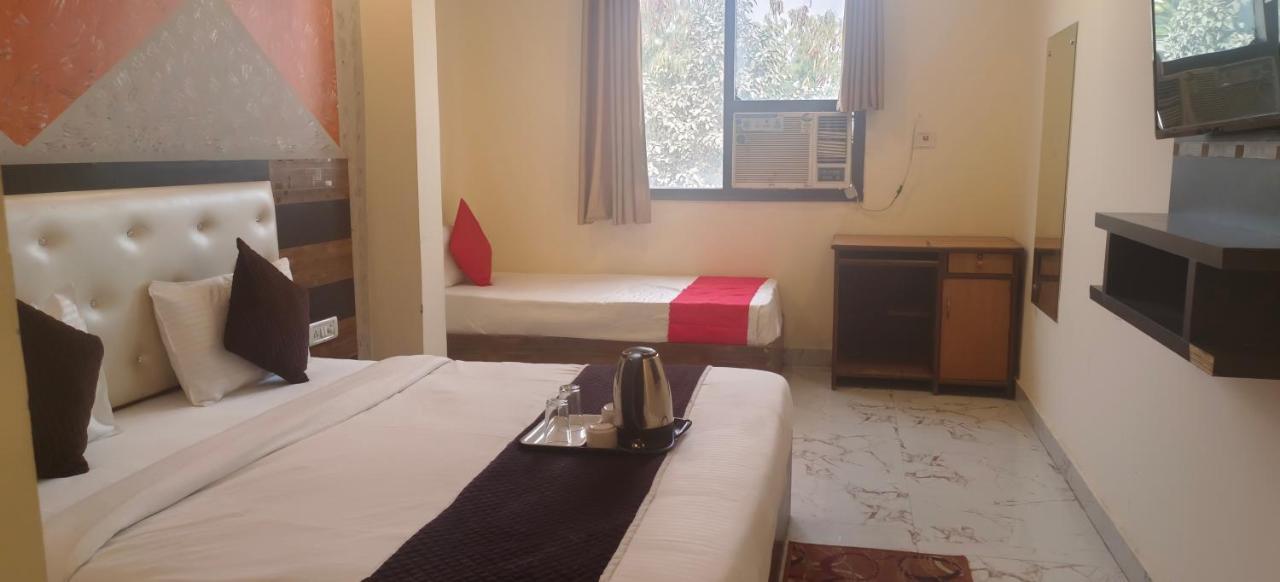 ניו דלהי Airport Hotel Prince Palace By Byobhotels מראה חיצוני תמונה
