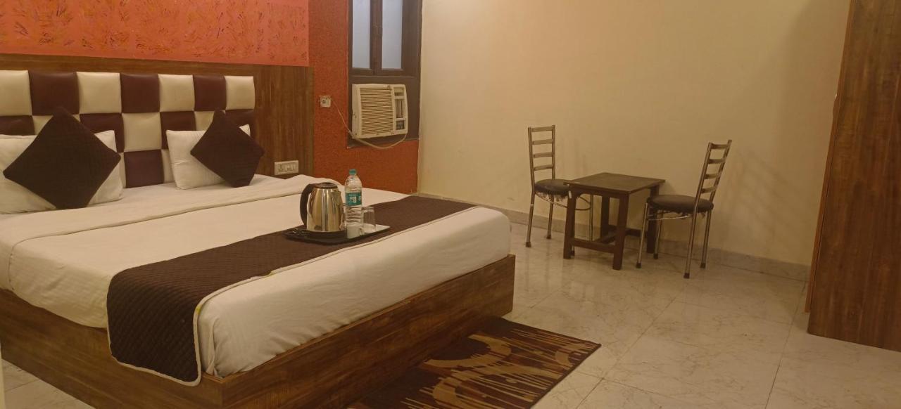 ניו דלהי Airport Hotel Prince Palace By Byobhotels מראה חיצוני תמונה