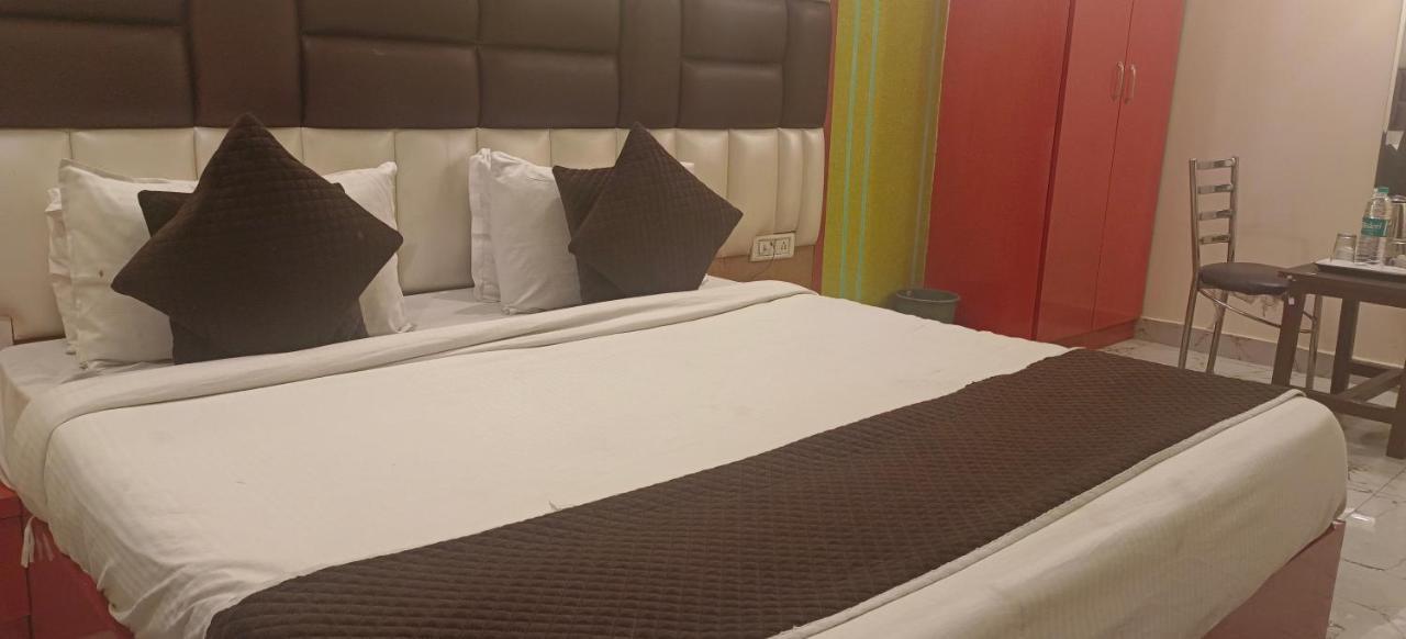 ניו דלהי Airport Hotel Prince Palace By Byobhotels מראה חיצוני תמונה